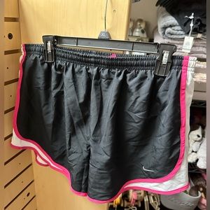 Nike running shorts size XL. Black with white and hot pink!